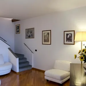 Appartement Artisti In With Great A/c 
