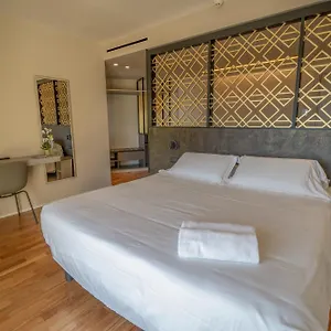 plaza-hotel-catania.taorminaitalyhotels.com/