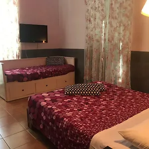 La Casa Di Elena Pensjonat
