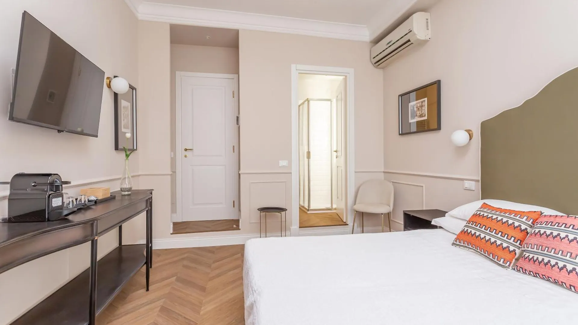Gasthof La Locanda Di Piazza Del Popolo Rom