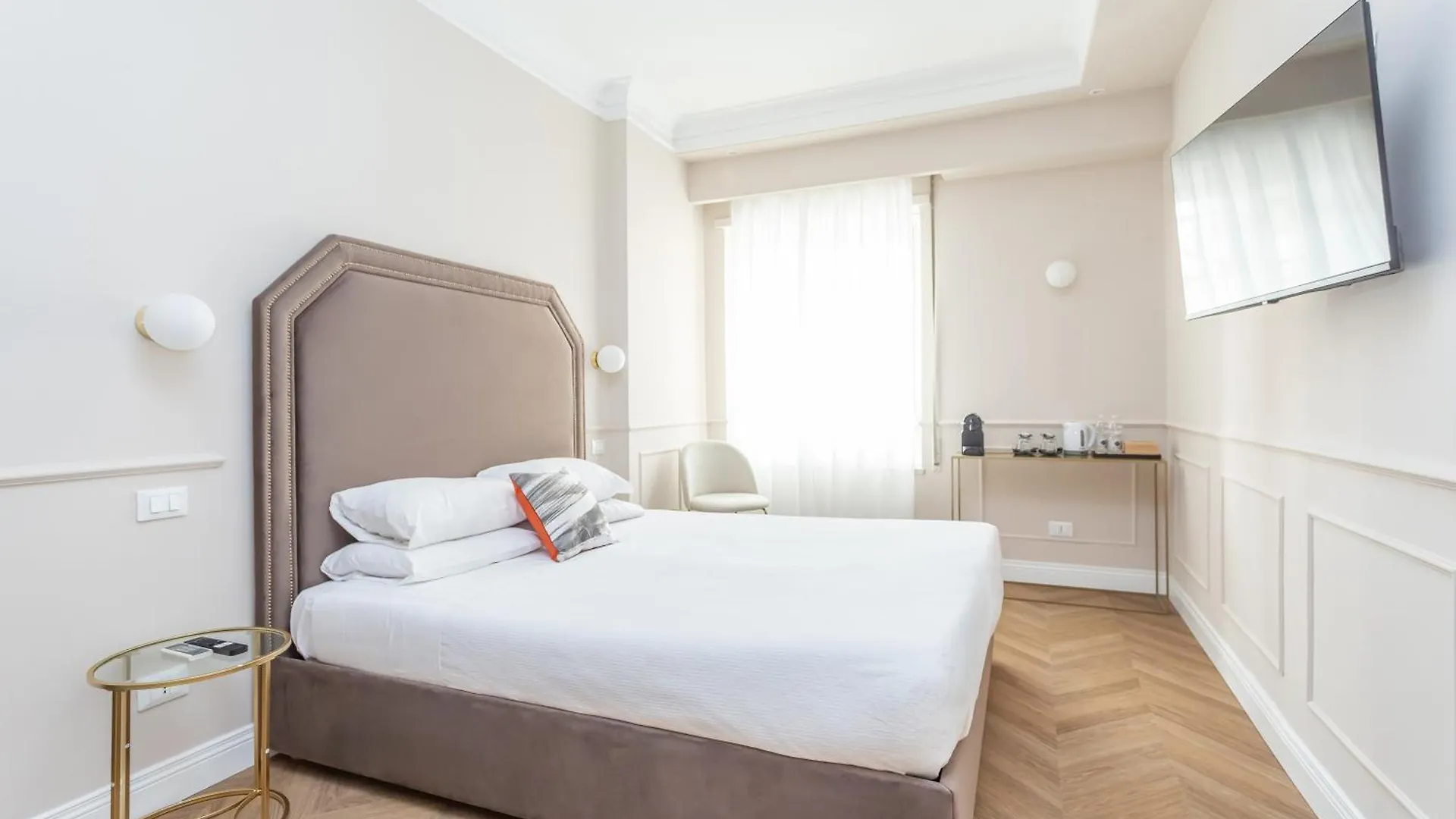 La Locanda Di Piazza Del Popolo Rom 3*,
